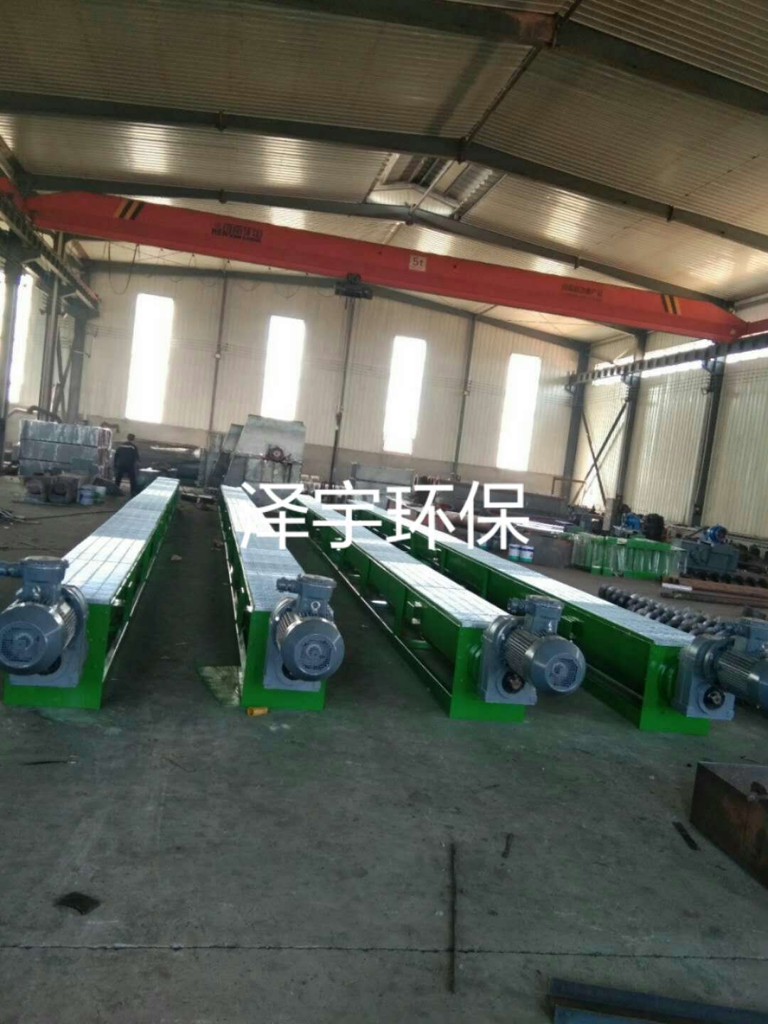 澤宇小編為您講解污泥輸送為什么要選用無軸螺旋輸送機(jī)